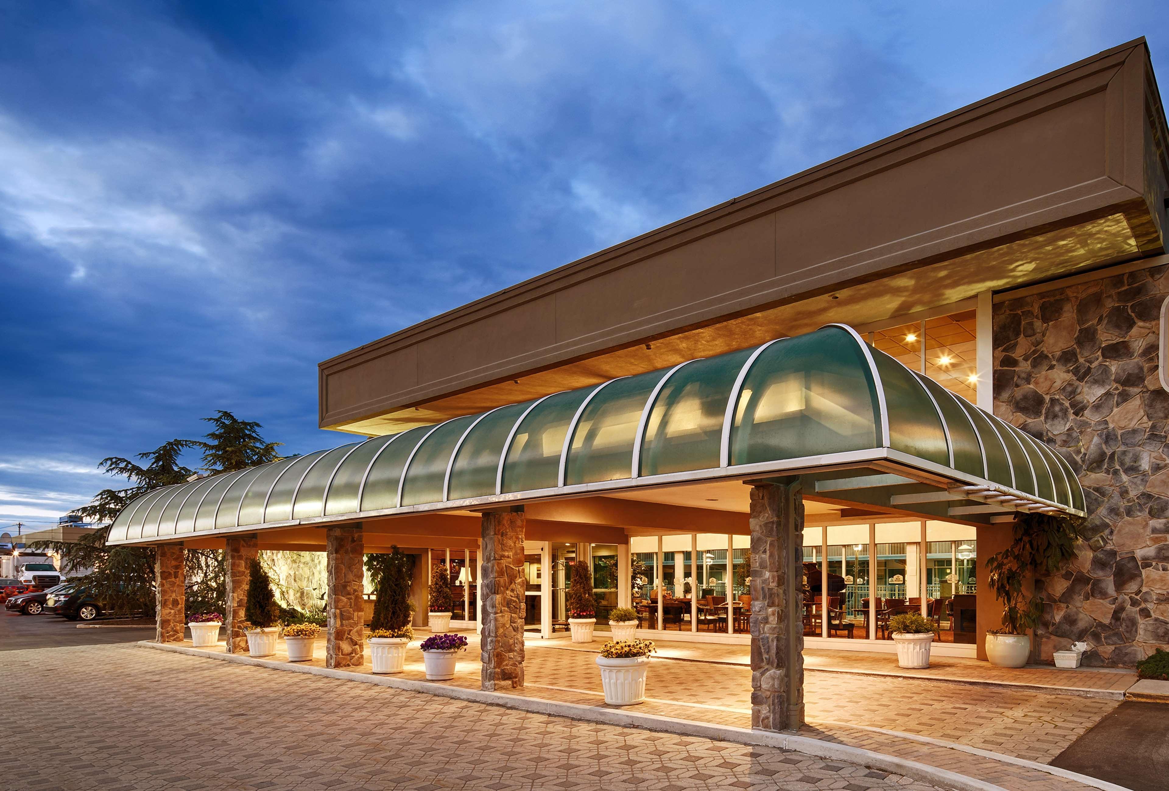 Brandywine Valley Surestay By Western