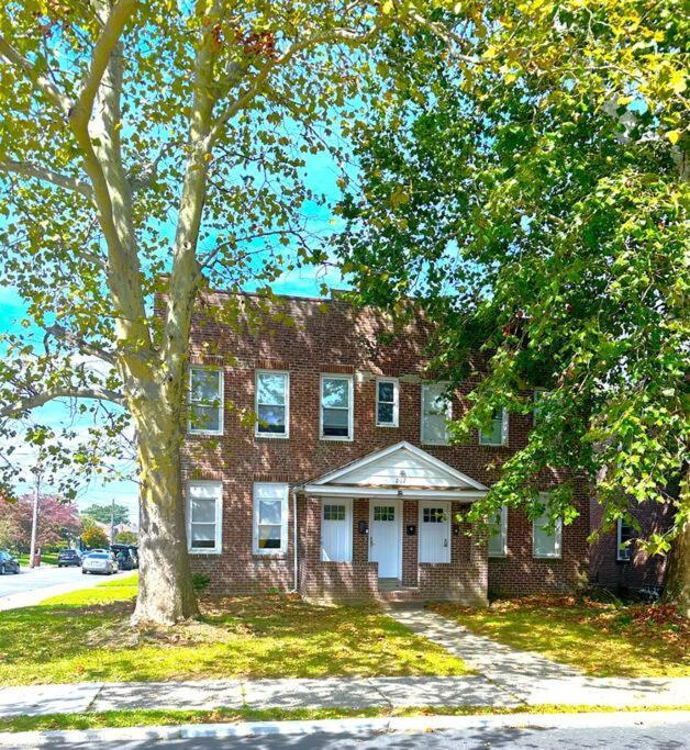 Cozy Walk Up King Bed Fast Wifi Apartment Wilmington