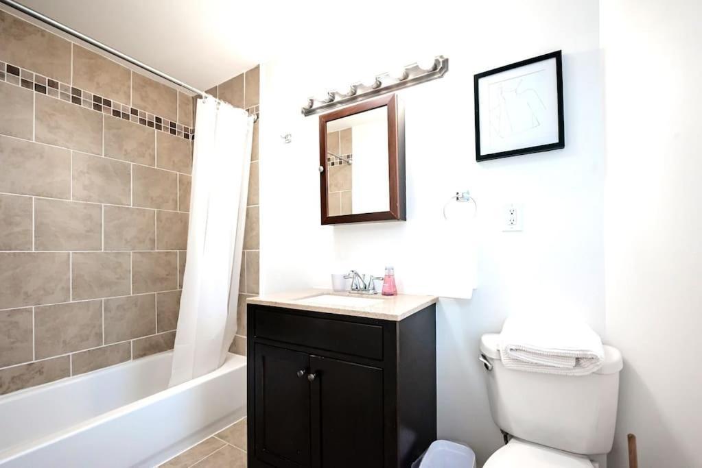 Apartment The Terrace At Park Place 2nd Floor Walk Up -cozy 2 Bedroom Fast Wifi Free Coffee *