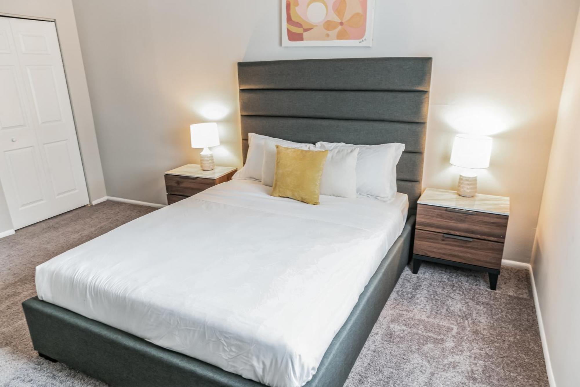 Chateau 506 Stunning In Wilmington, Free Parking!
