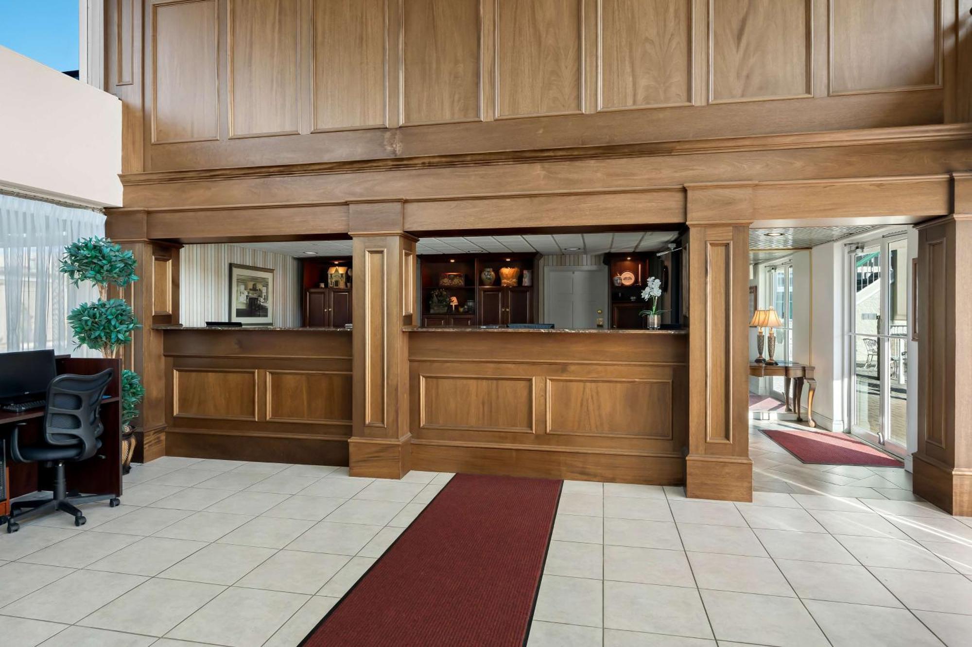 Hotel Brandywine Valley Surestay By Western